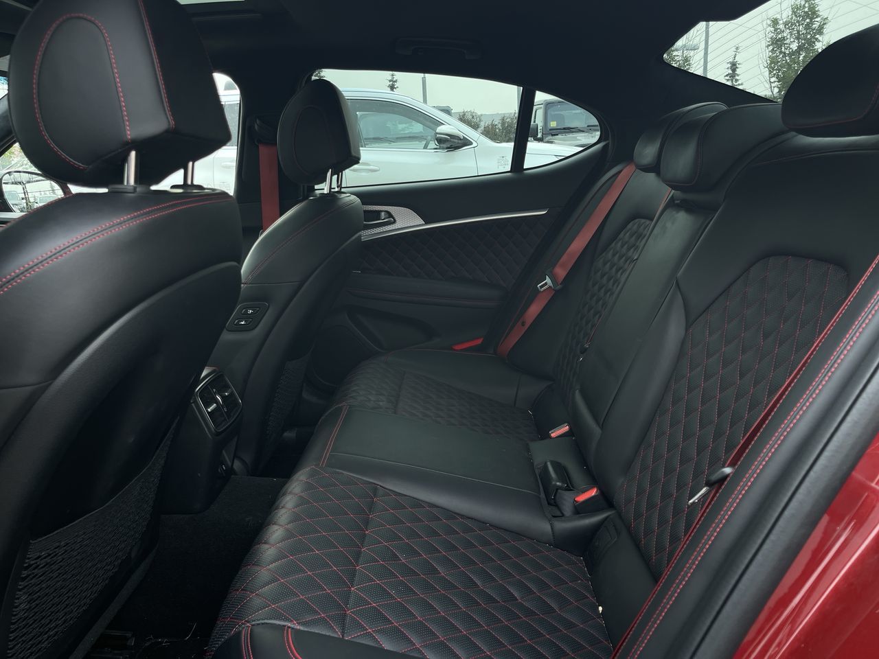 2023 GENESIS G70