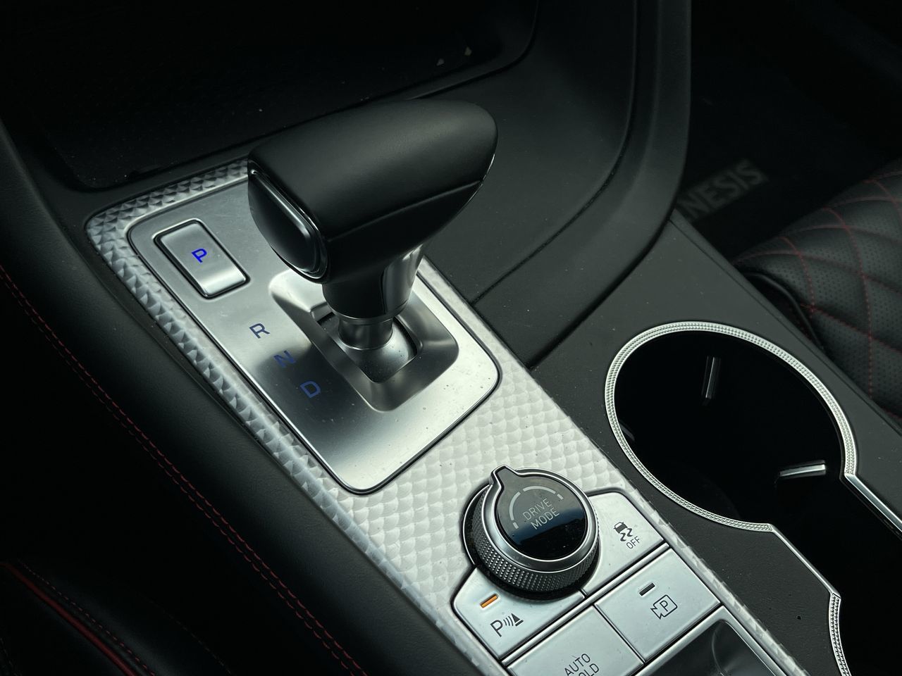2023 GENESIS G70
