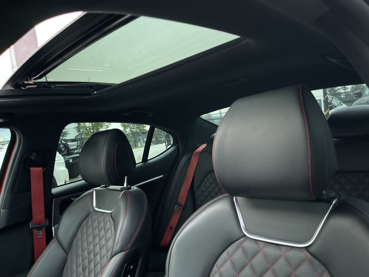 2023 GENESIS G70