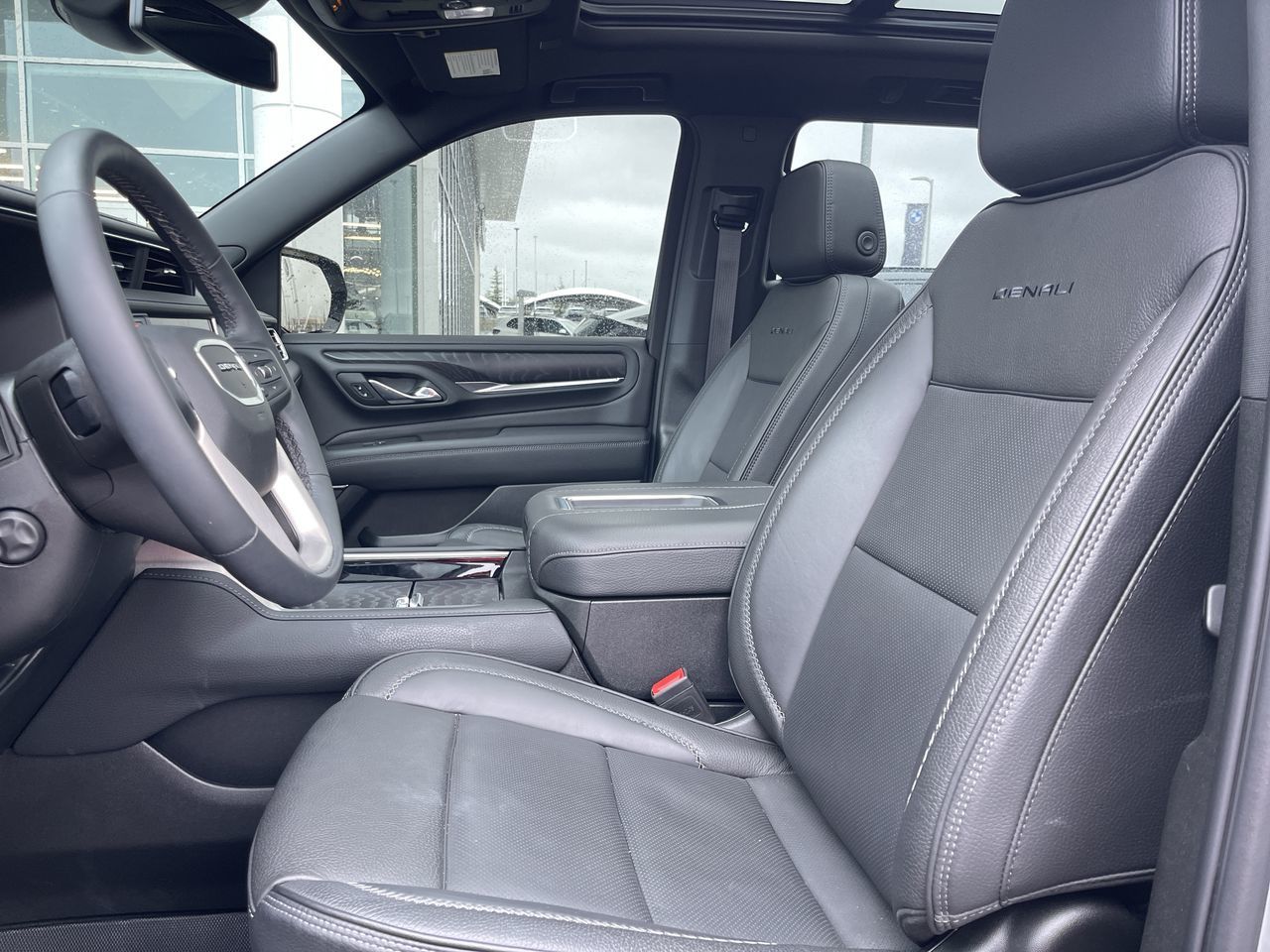 2024 GMC Yukon