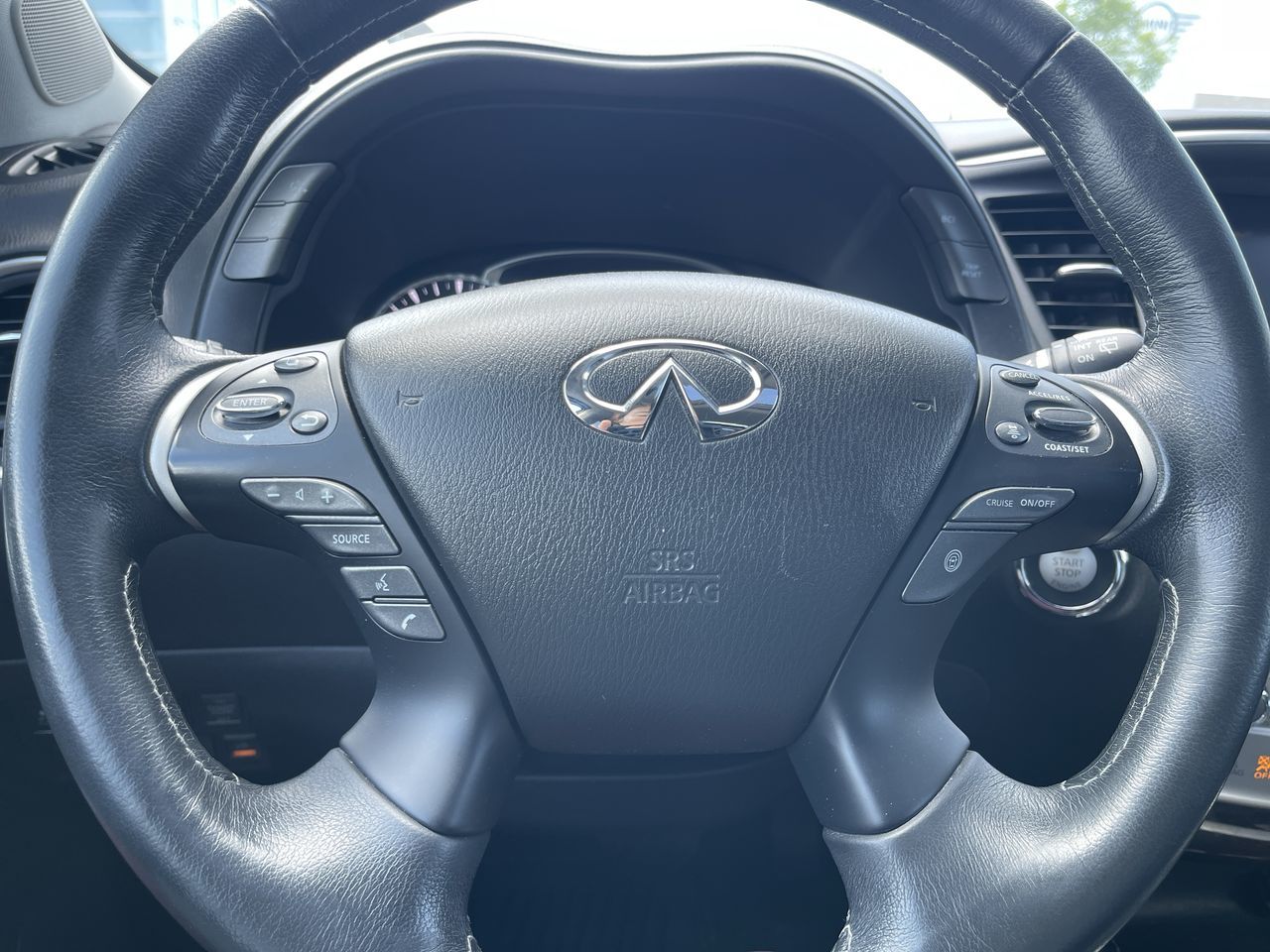 Infiniti QX60  2017 à Calgary, Alberta