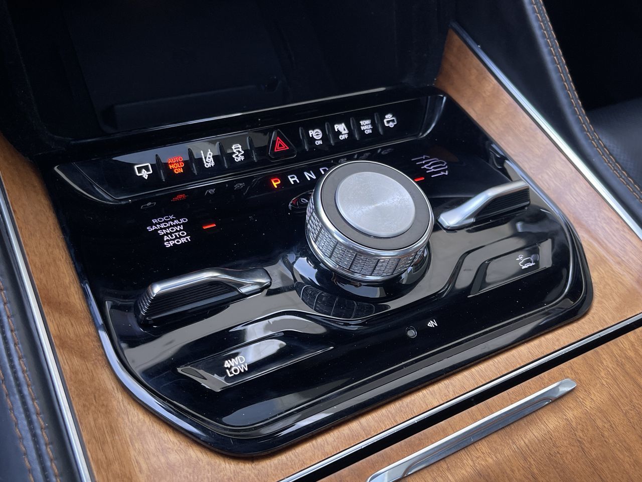 Jeep Grand Wagoneer  2022 à Calgary, Alberta