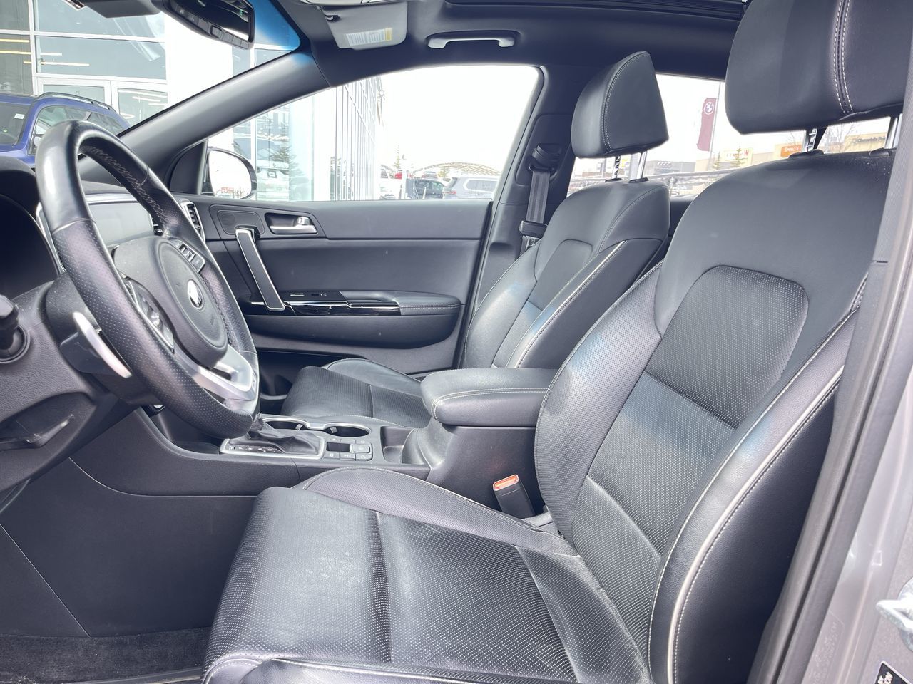 2021 Kia Sportage in Calgary, Alberta