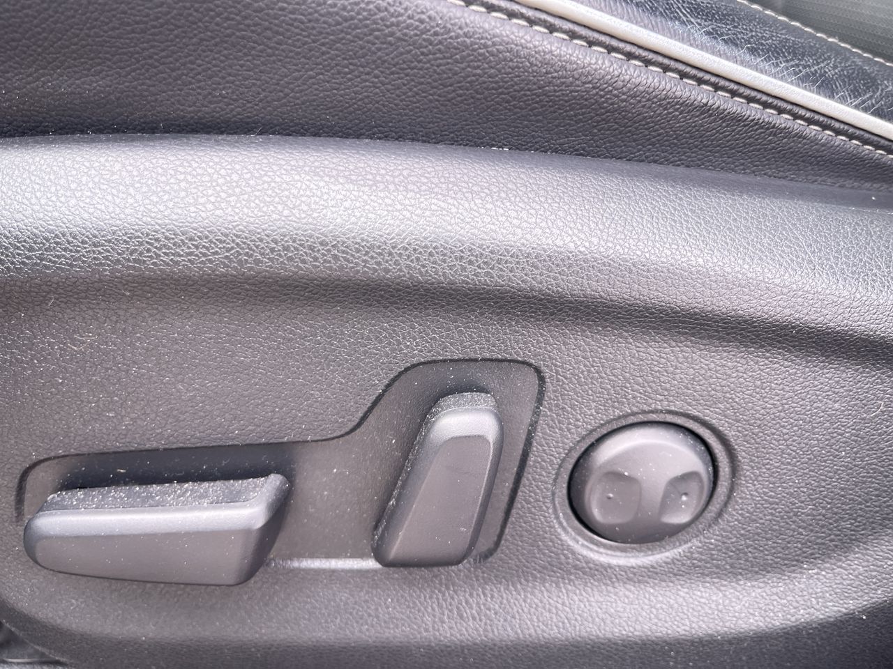 2021 Kia Sportage in Calgary, Alberta