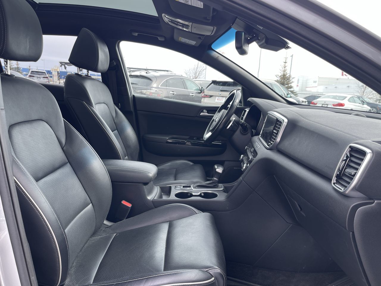 2021 Kia Sportage in Calgary, Alberta