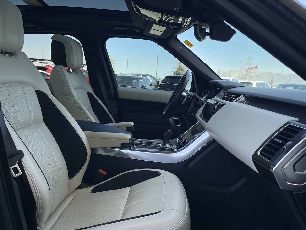2022 Land Rover Range Rover Sport in Calgary, Alberta