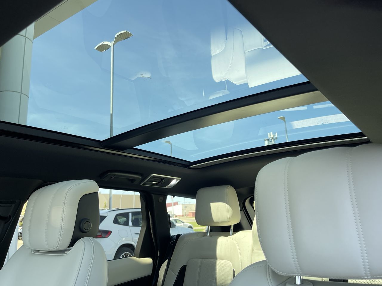 2022 Land Rover Range Rover Sport in Calgary, Alberta