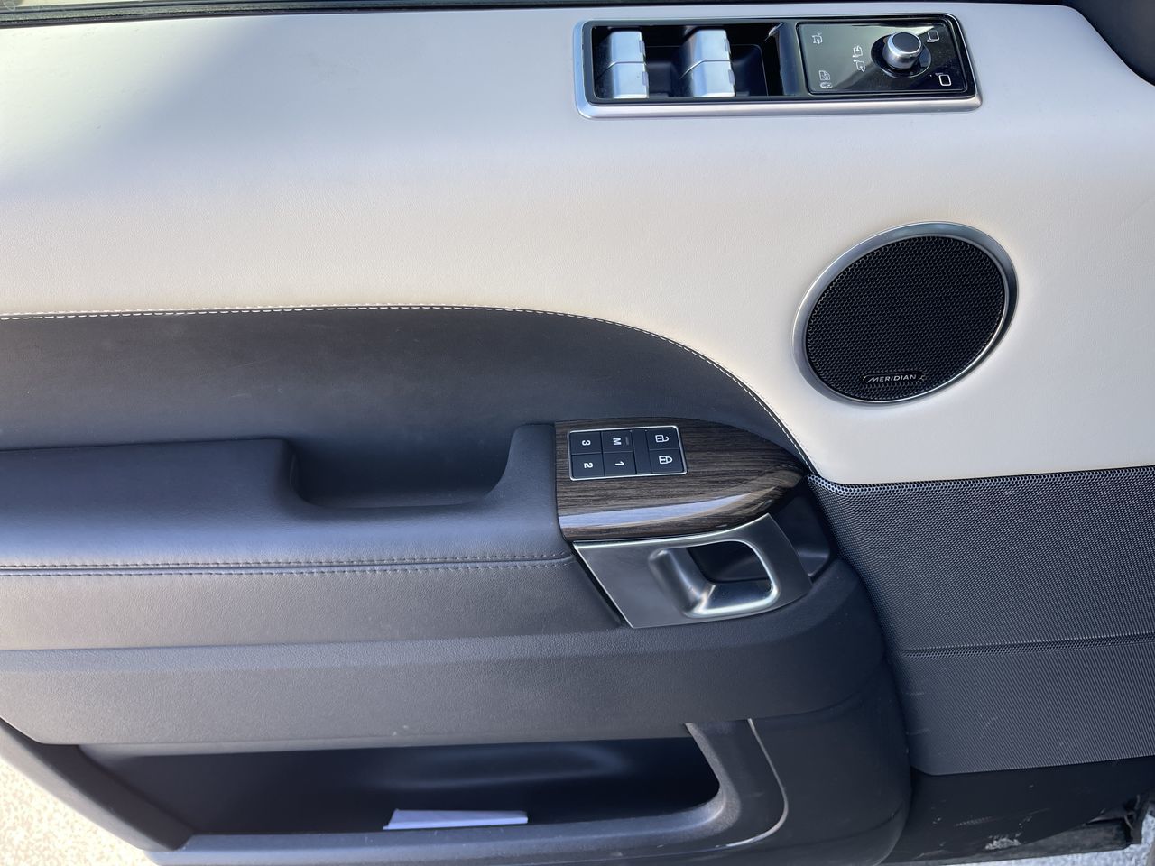2022 Land Rover Range Rover Sport in Calgary, Alberta