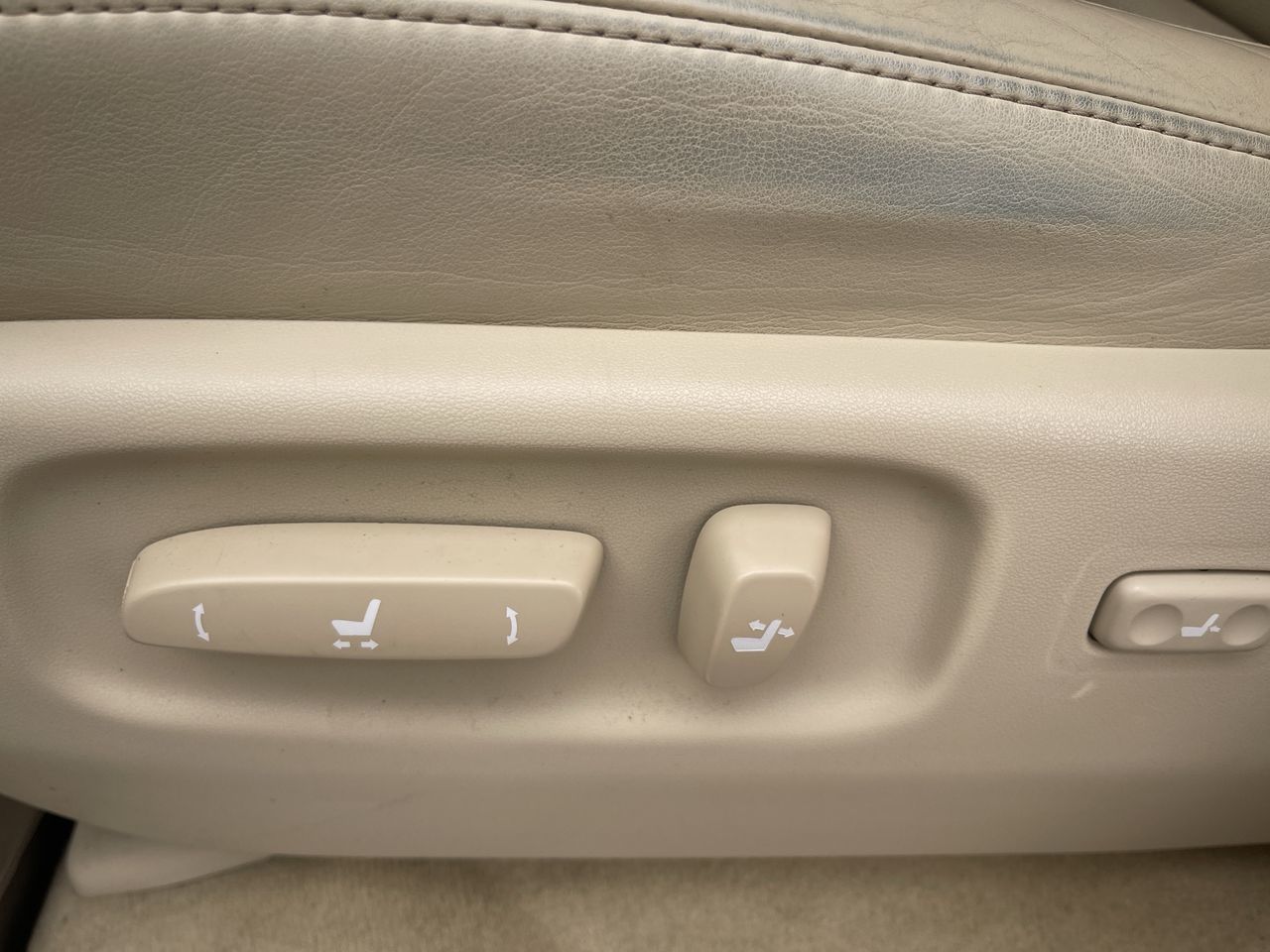 2020 Lexus LX