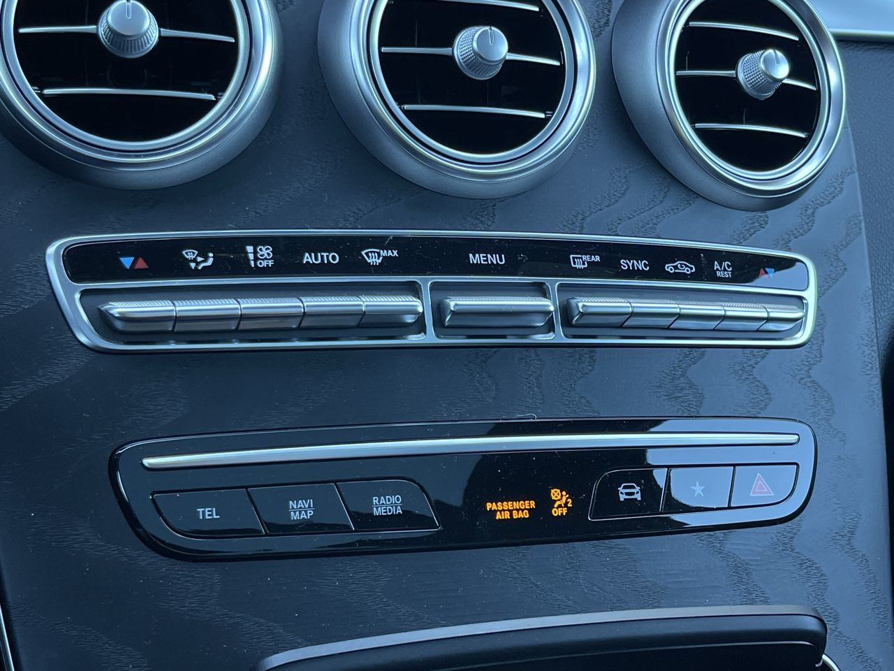 2022 Mercedes-Benz GLC