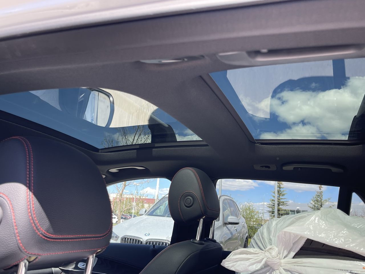 Mercedes-Benz GLC  2022 à Calgary, Alberta