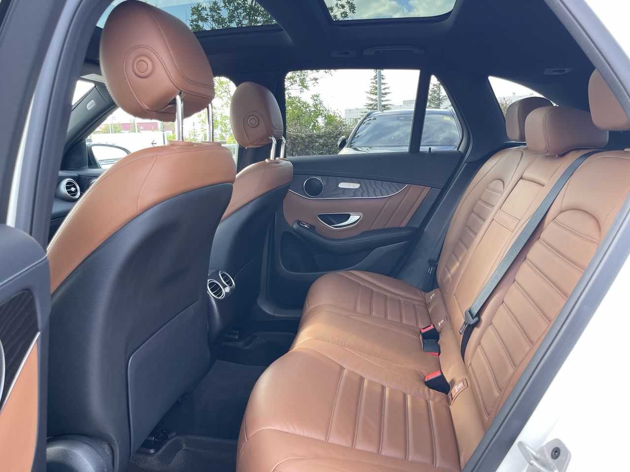 Mercedes-Benz GLC  2022 à Calgary, Alberta