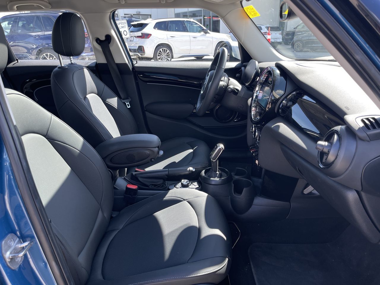 2024 MINI 5 Door