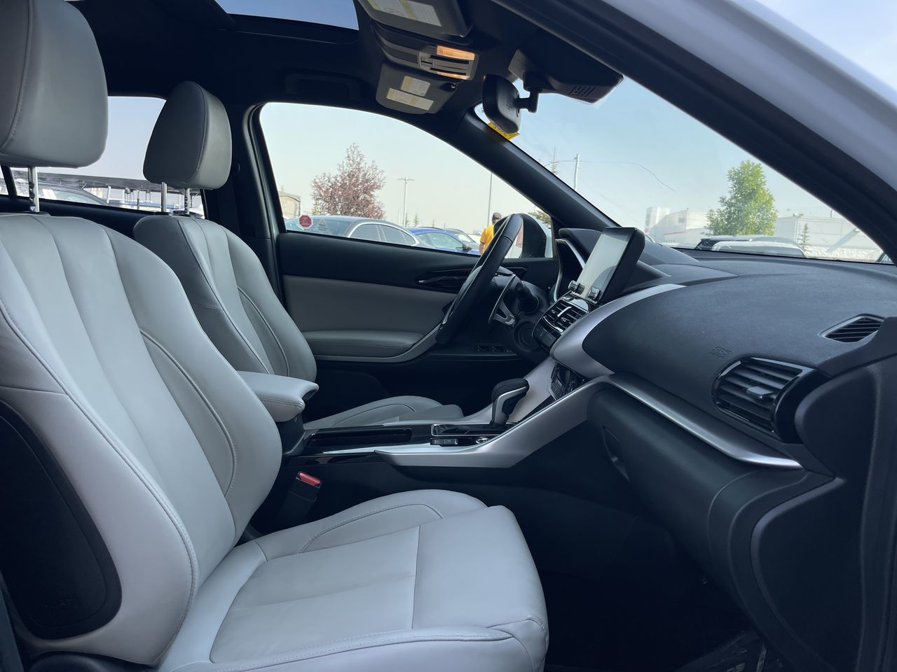 2024 Mitsubishi ECLIPSE CROSS