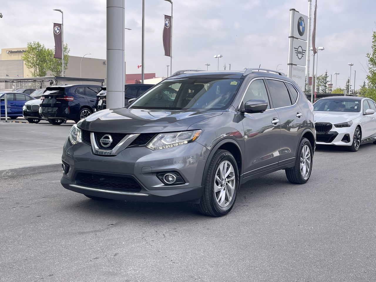 Nissan Rogue  2014 à Calgary, Alberta