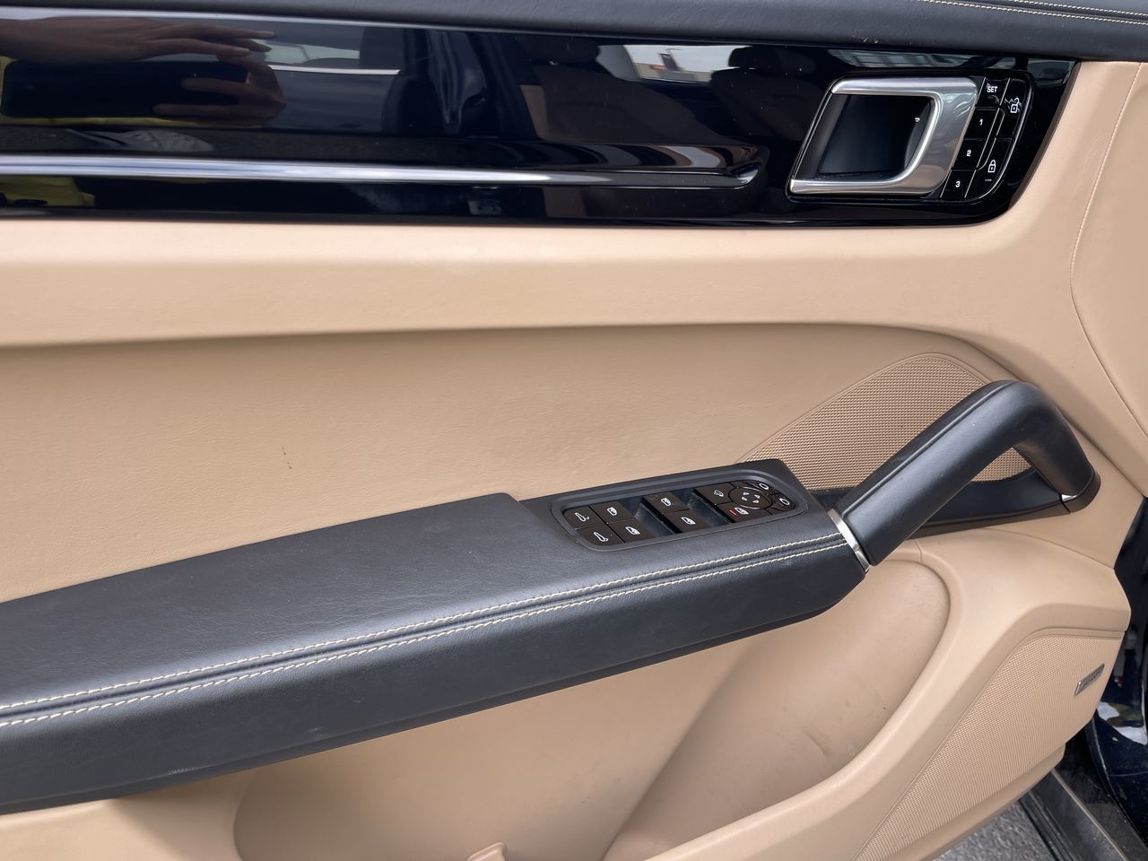 Porsche Cayenne  2019 à Calgary, Alberta