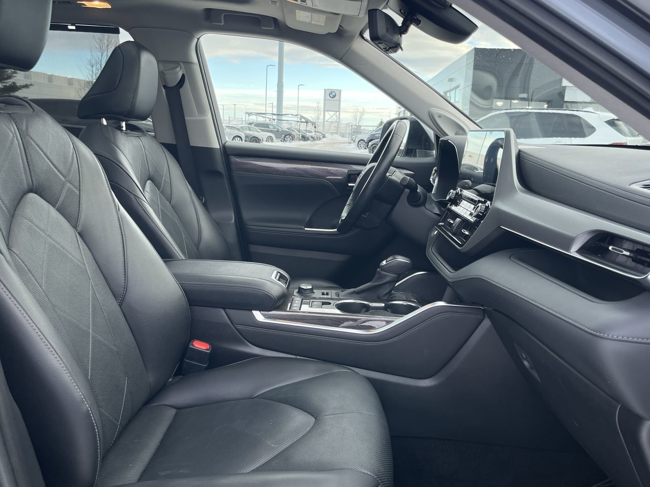 2021 Toyota Highlander in Calgary, Alberta