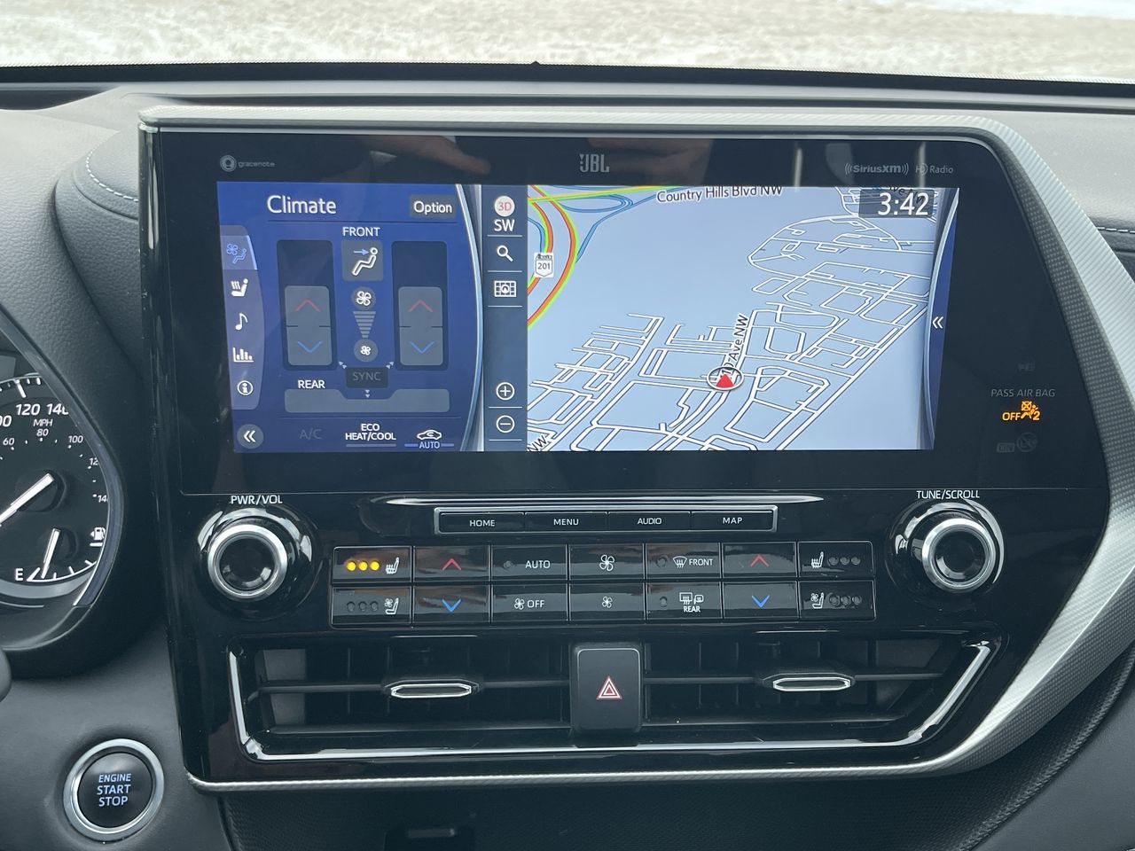 2021 Toyota Highlander in Calgary, Alberta