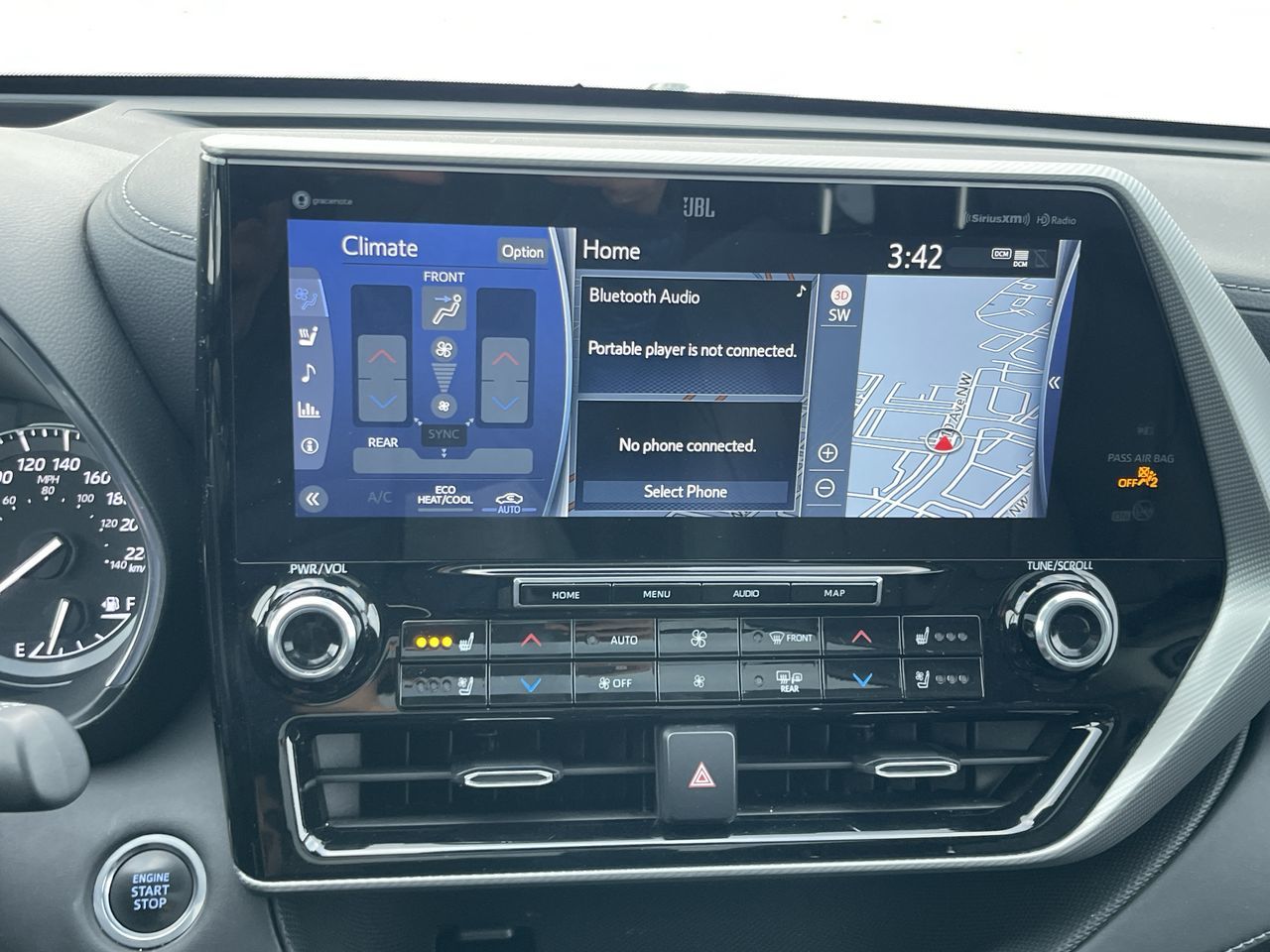 2021 Toyota Highlander in Calgary, Alberta