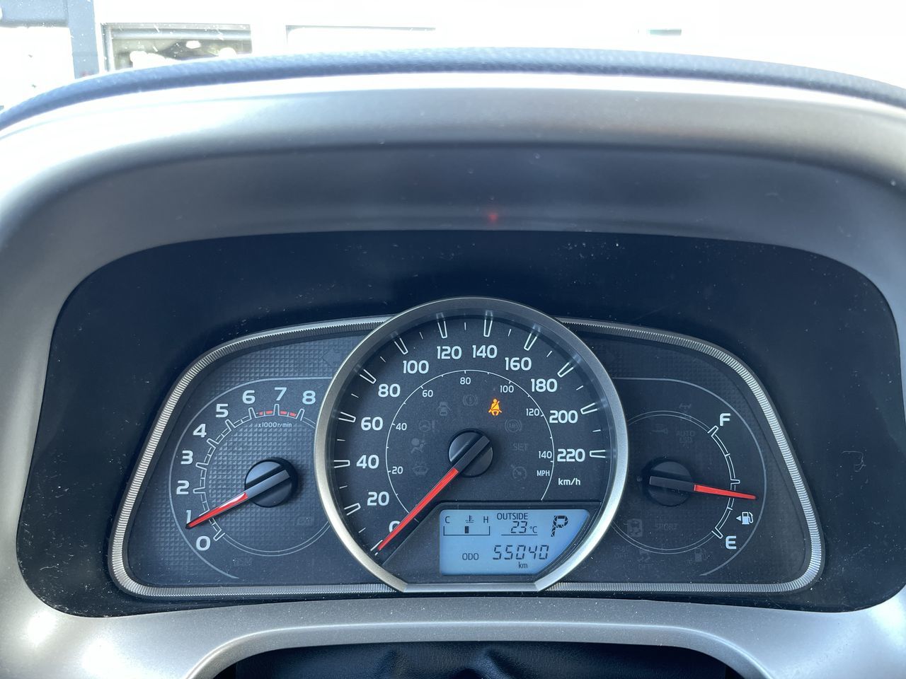 Toyota RAV4  2015 à Calgary, Alberta