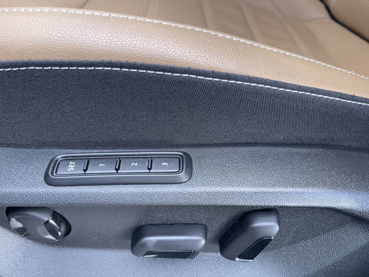 2024 Volkswagen Atlas Cross Sport