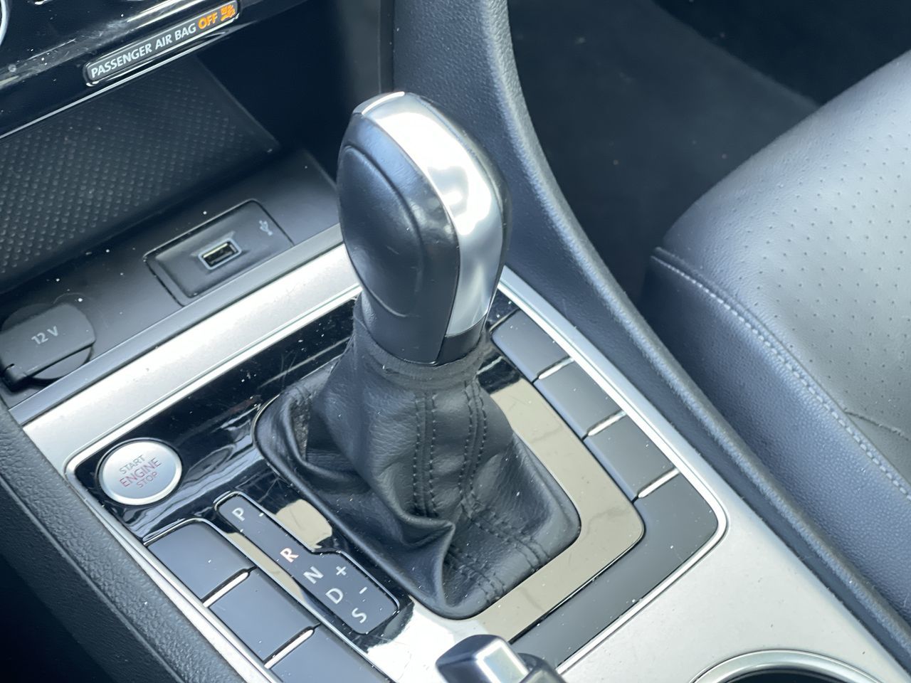 2022 Volkswagen Passat in Calgary, Alberta