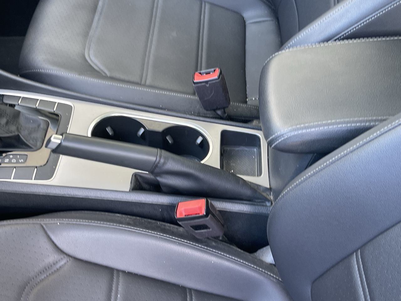 2022 Volkswagen Passat in Calgary, Alberta