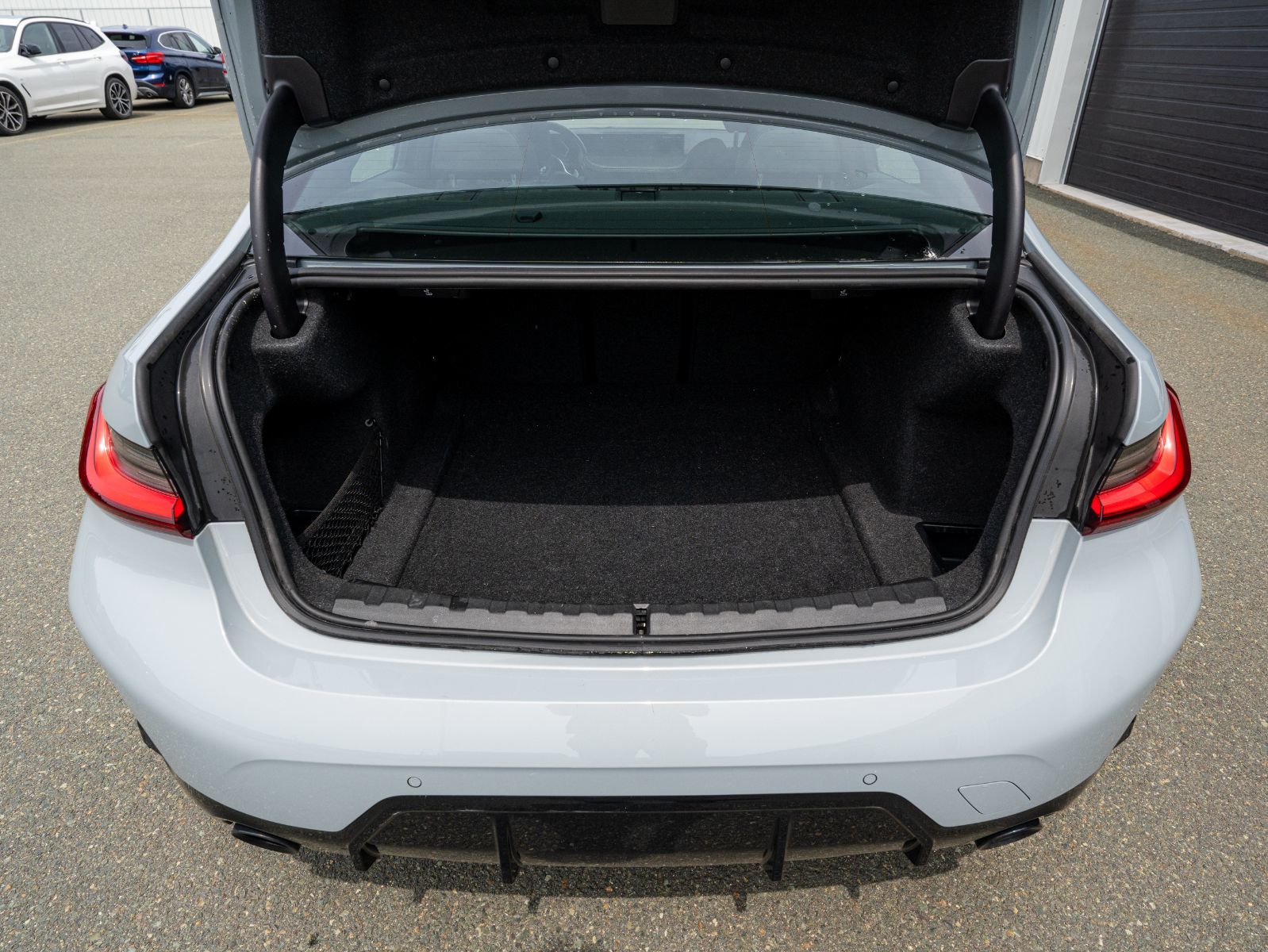 2023 BMW 3 Series 330i xDrive-5