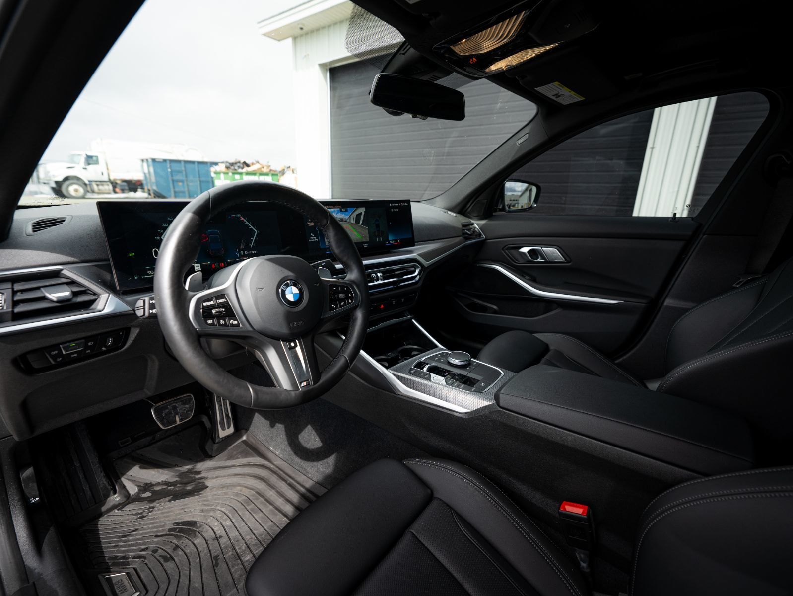 2024 BMW 3 Series 330i xDrive-8