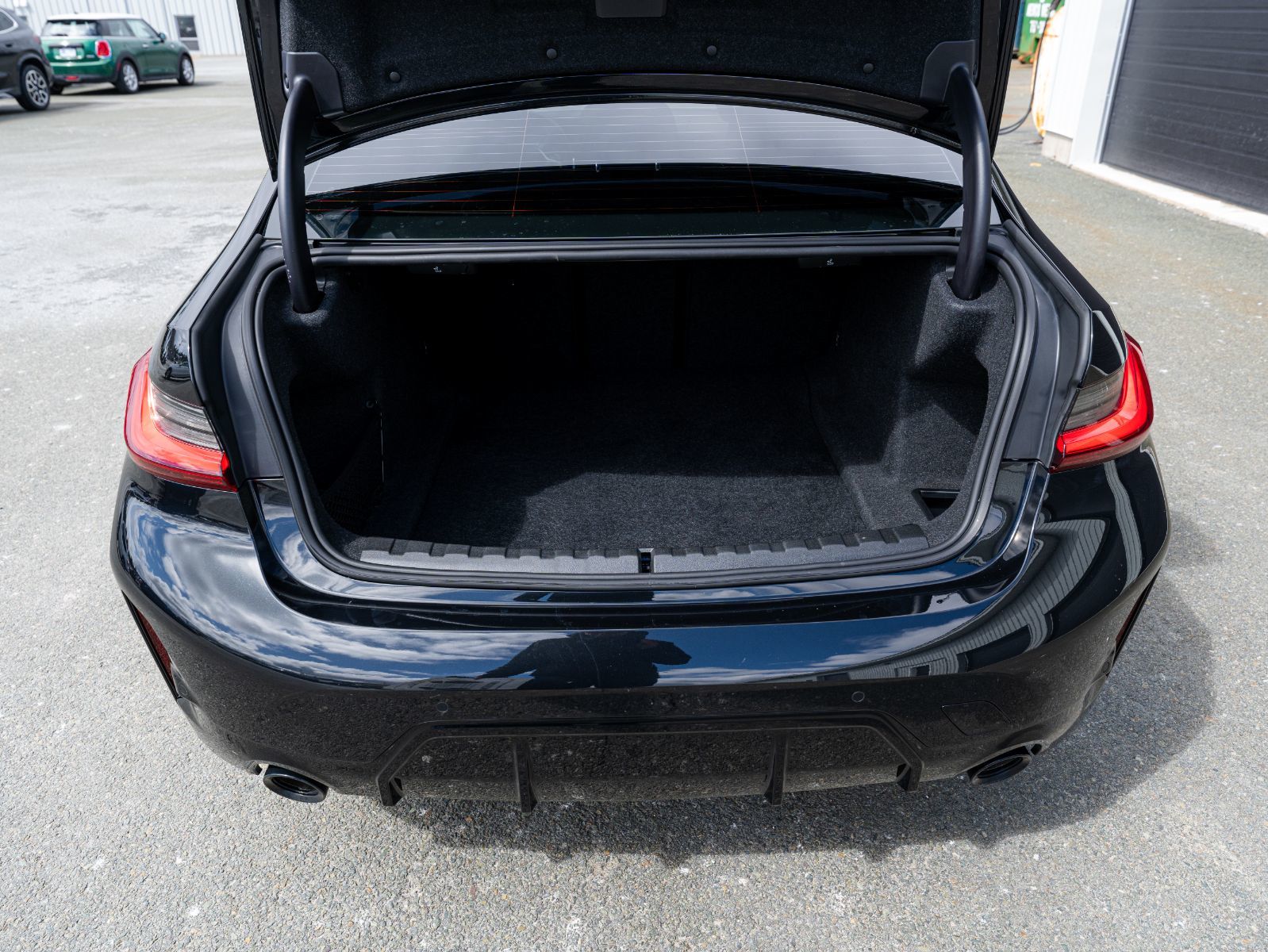 2024 BMW 3 Series 330i xDrive-5