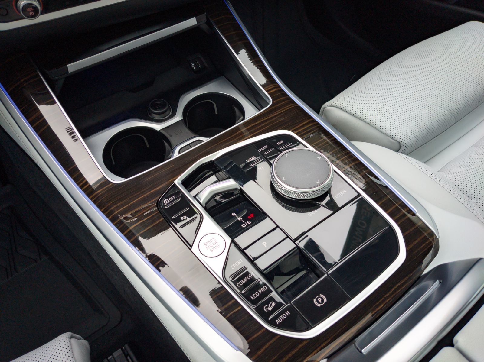 2024 BMW X5 XDrive40i-11