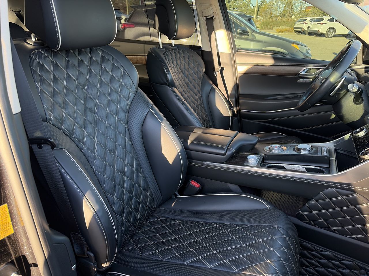 2023 GENESIS GV80