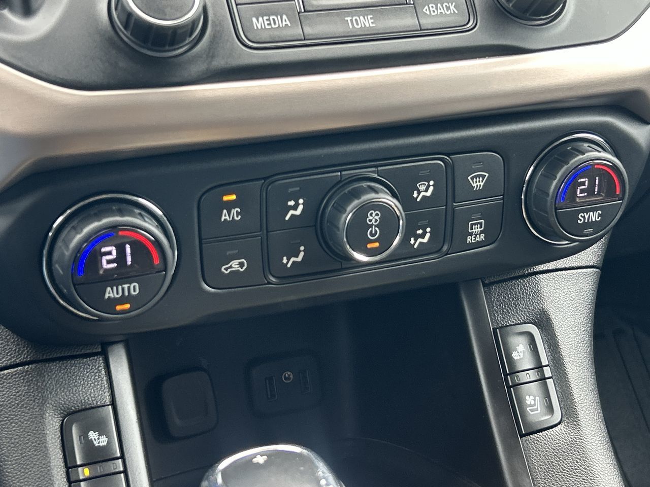 2018 GMC Acadia in Bolton, Ontario
