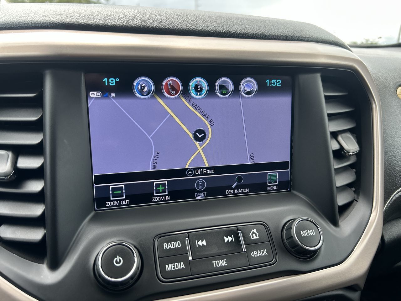 2018 GMC Acadia in Bolton, Ontario