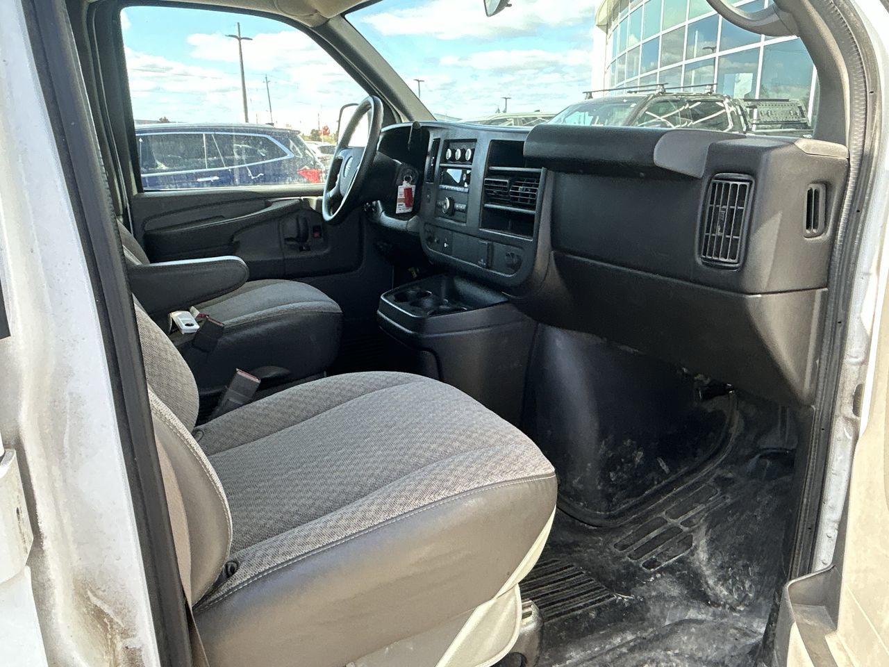 2015 GMC Savana Cargo 2500