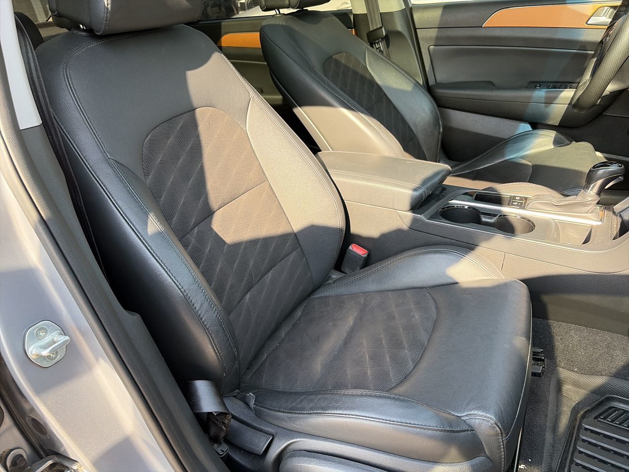 Hyundai Sonata  2016 à Bolton, Ontario