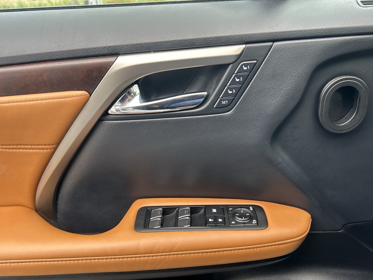 2022 Lexus RX450h in Bolton, Ontario