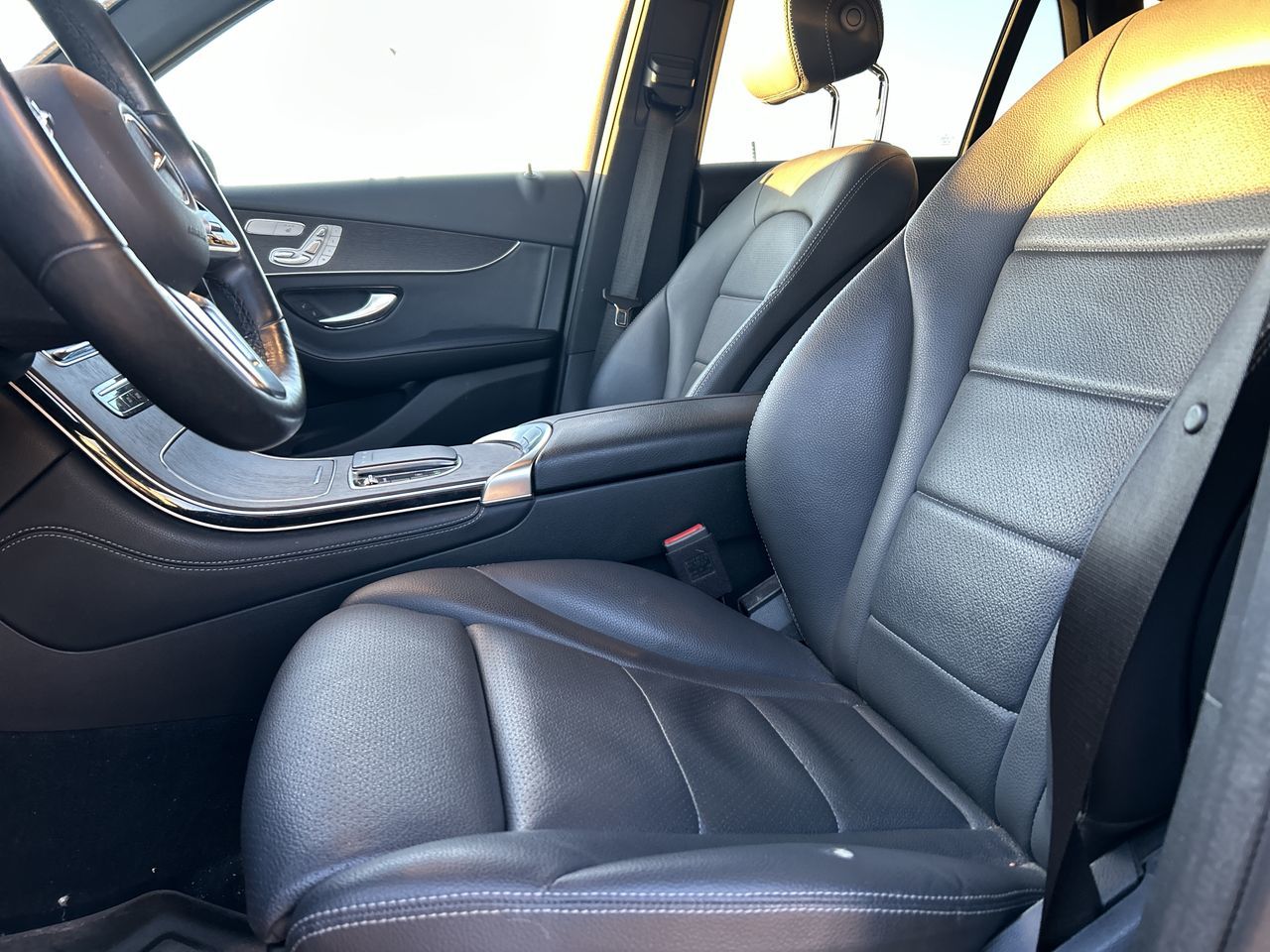 2020 Mercedes-Benz GLC300