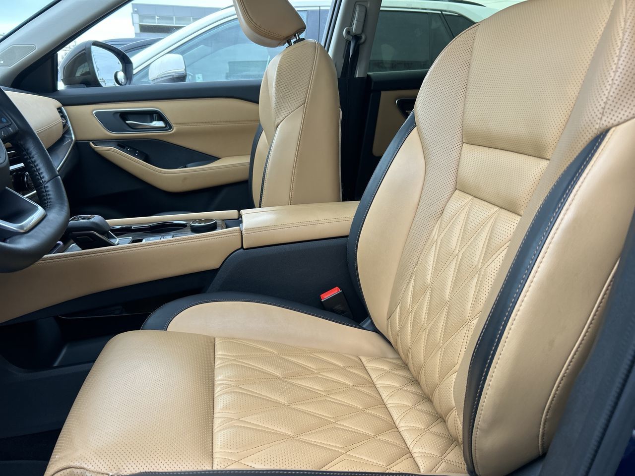 2023 Nissan Rogue in Bolton, Ontario