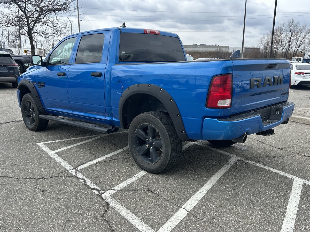 2023 Ram RAM 1500 Classic Crew Cab 4x4 (DS)