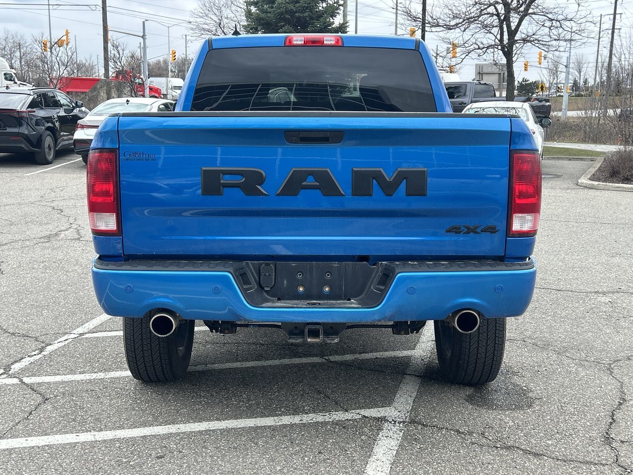 2023 Ram RAM 1500 Classic Crew Cab 4x4 (DS)