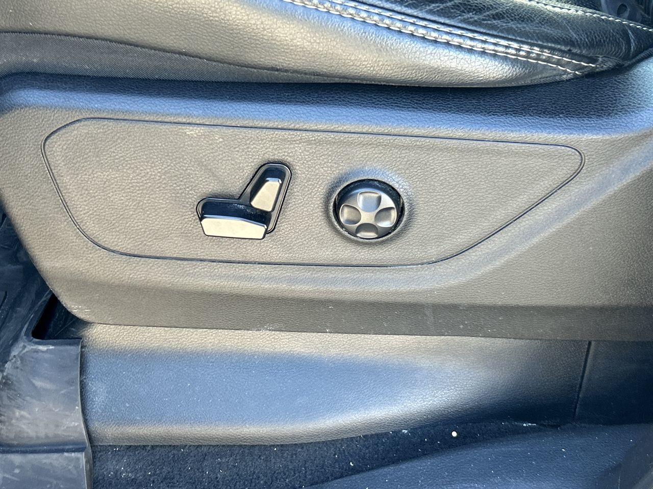 2019 Ram RAM 1500 Crew Cab 4x4 (dt)