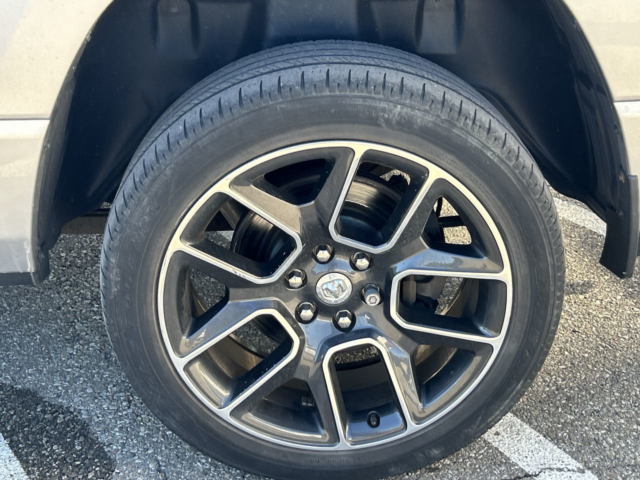 2019 Ram RAM 1500 Crew Cab 4x4 (dt)