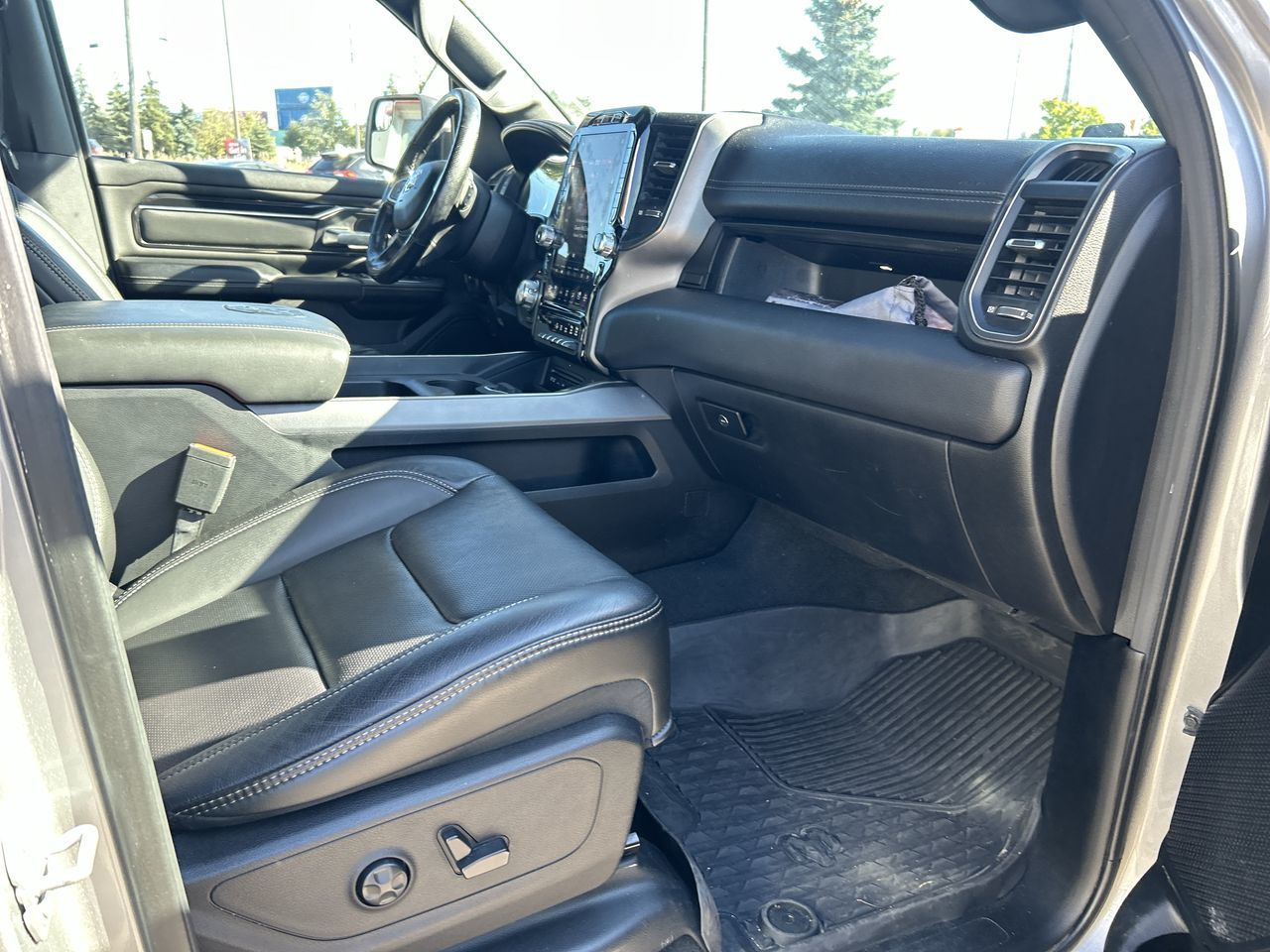 2019 Ram RAM 1500 Crew Cab 4x4 (dt)