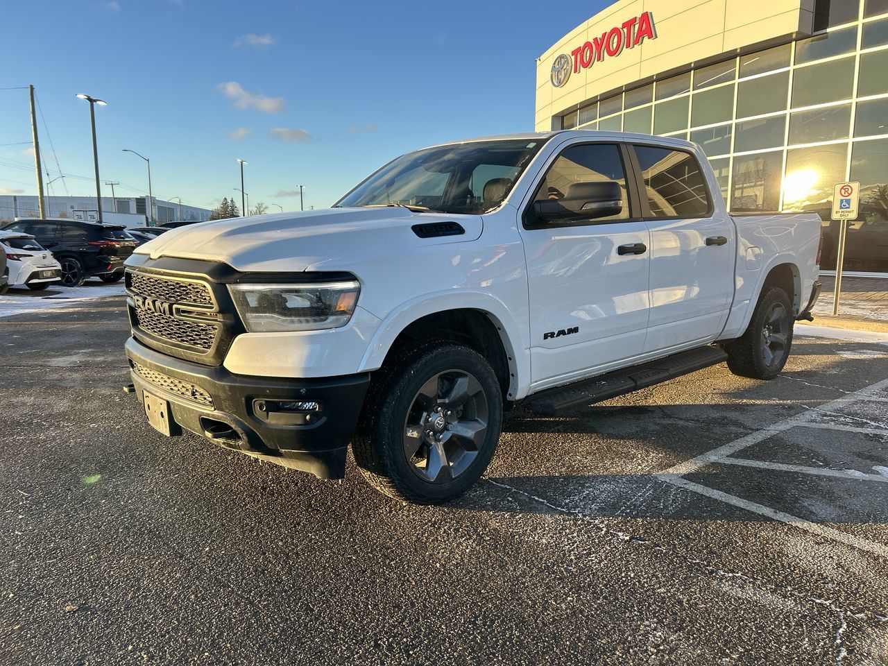2023 Ram RAM 1500 Crew Cab 4x4 (DT)
