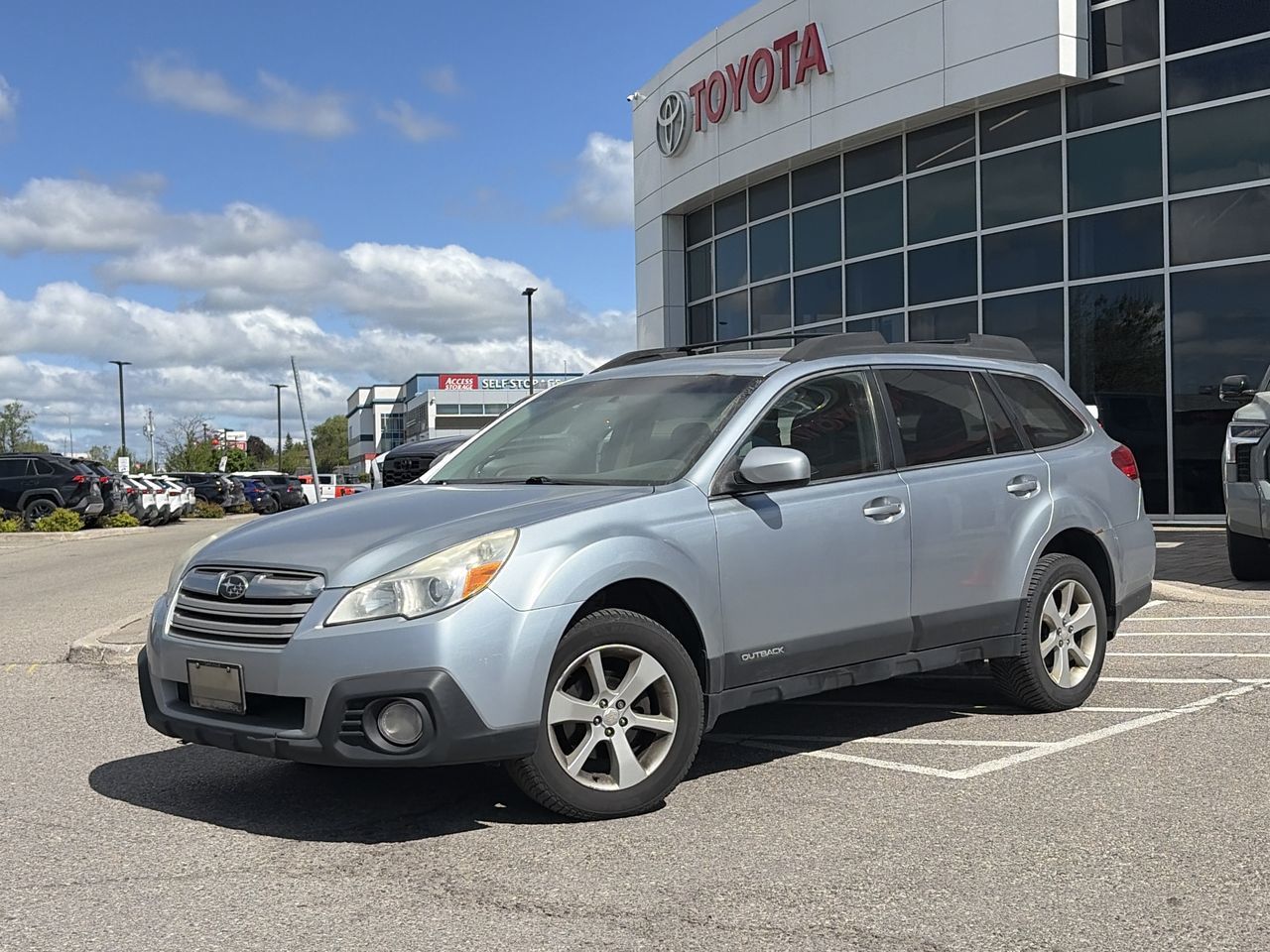 2013 Subaru Outback 2.5 I Touring at