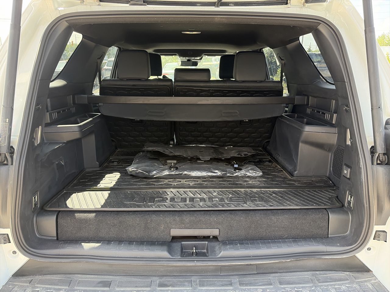 Toyota 4Runner Hybrid  2025 à Bolton, Ontario