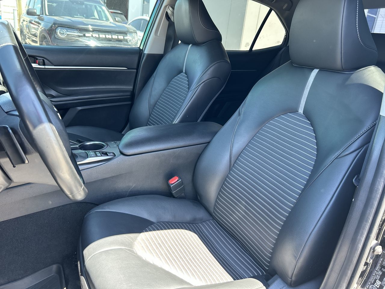 2022 Toyota Camry Hybrid in Bolton, Ontario