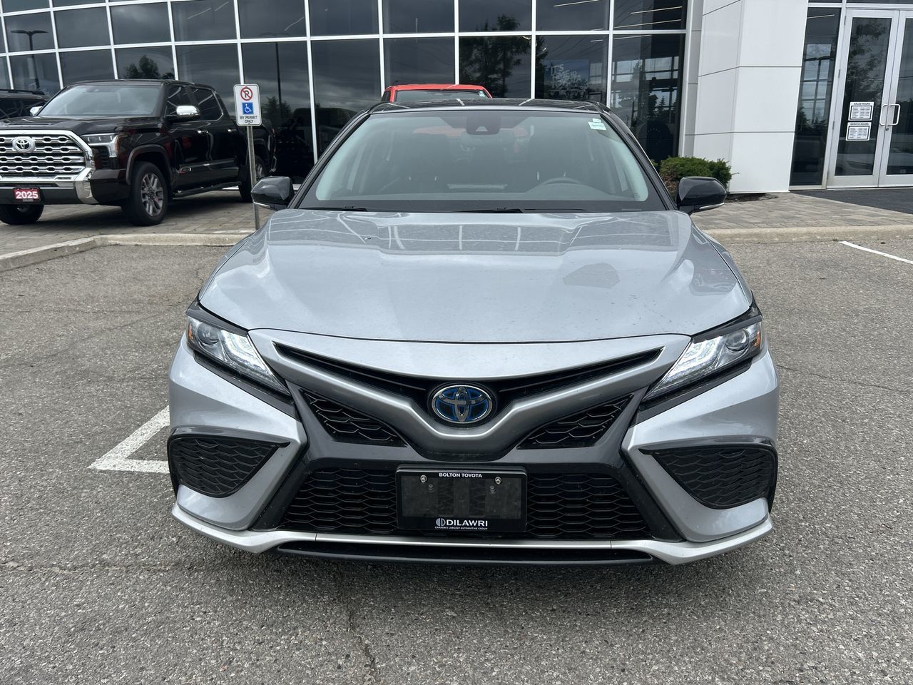 2023 Toyota Camry Hybrid in Bolton, Ontario