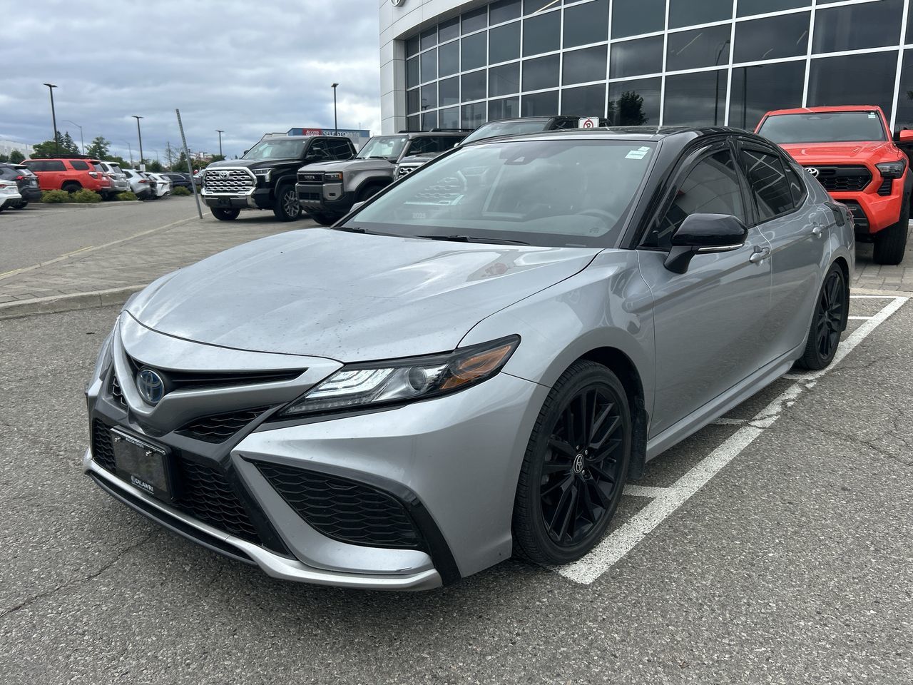 2023 Toyota Camry Hybrid in Bolton, Ontario